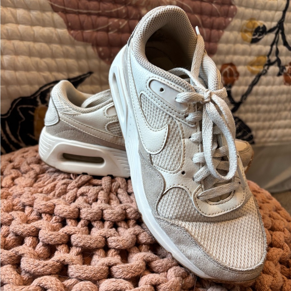 Women’s Nike Air White Sneakers 6